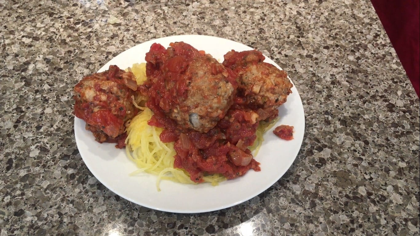 Spaghetti Squash with Spicy Chicken Meatballs - ottawacancer.ca